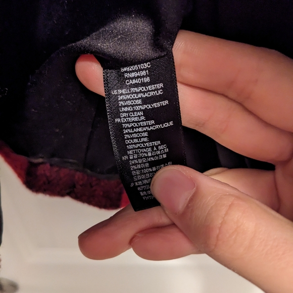 Red Plaid Winter Coat (L) - Picture 3 of 7